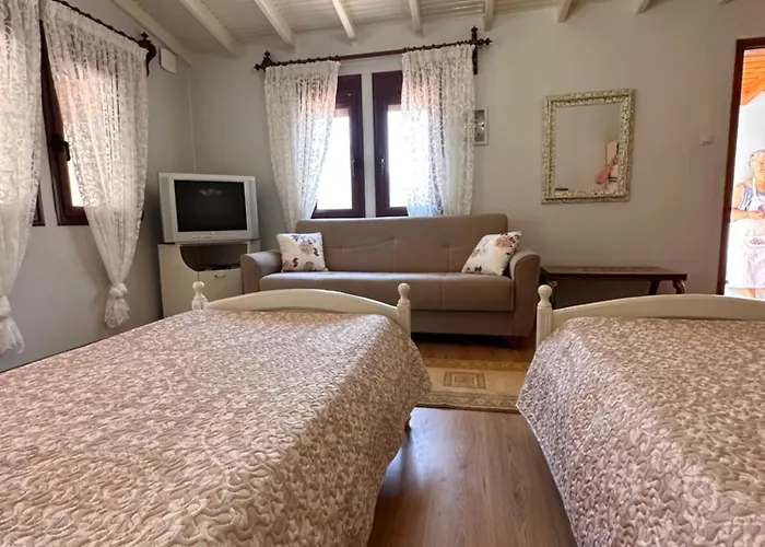 Kalotina's * Aryinónda